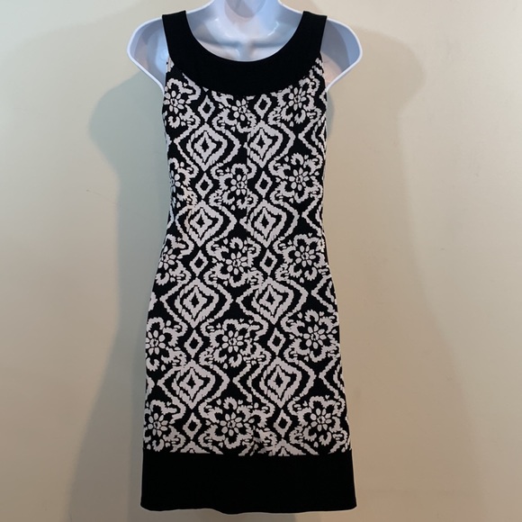 Wrapper Sleeveless Above the Knee Dress Size S - Picture 7 of 9